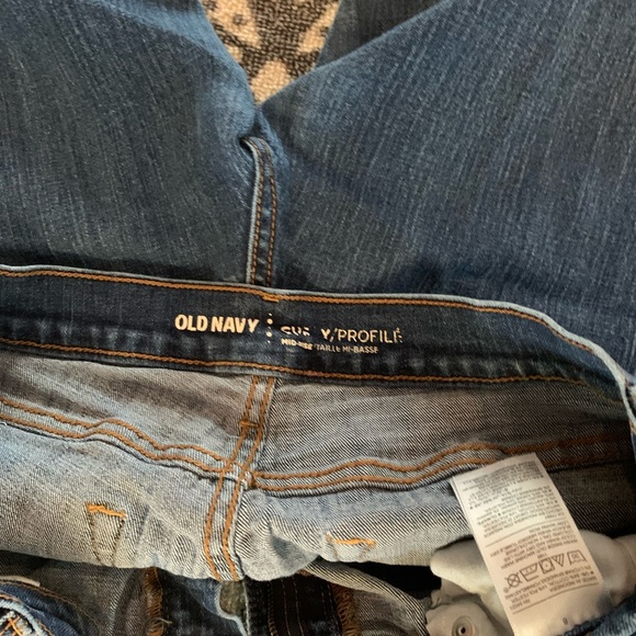 Old Navy Curvy Mid-Rise Size 8 - Picture 4 of 4